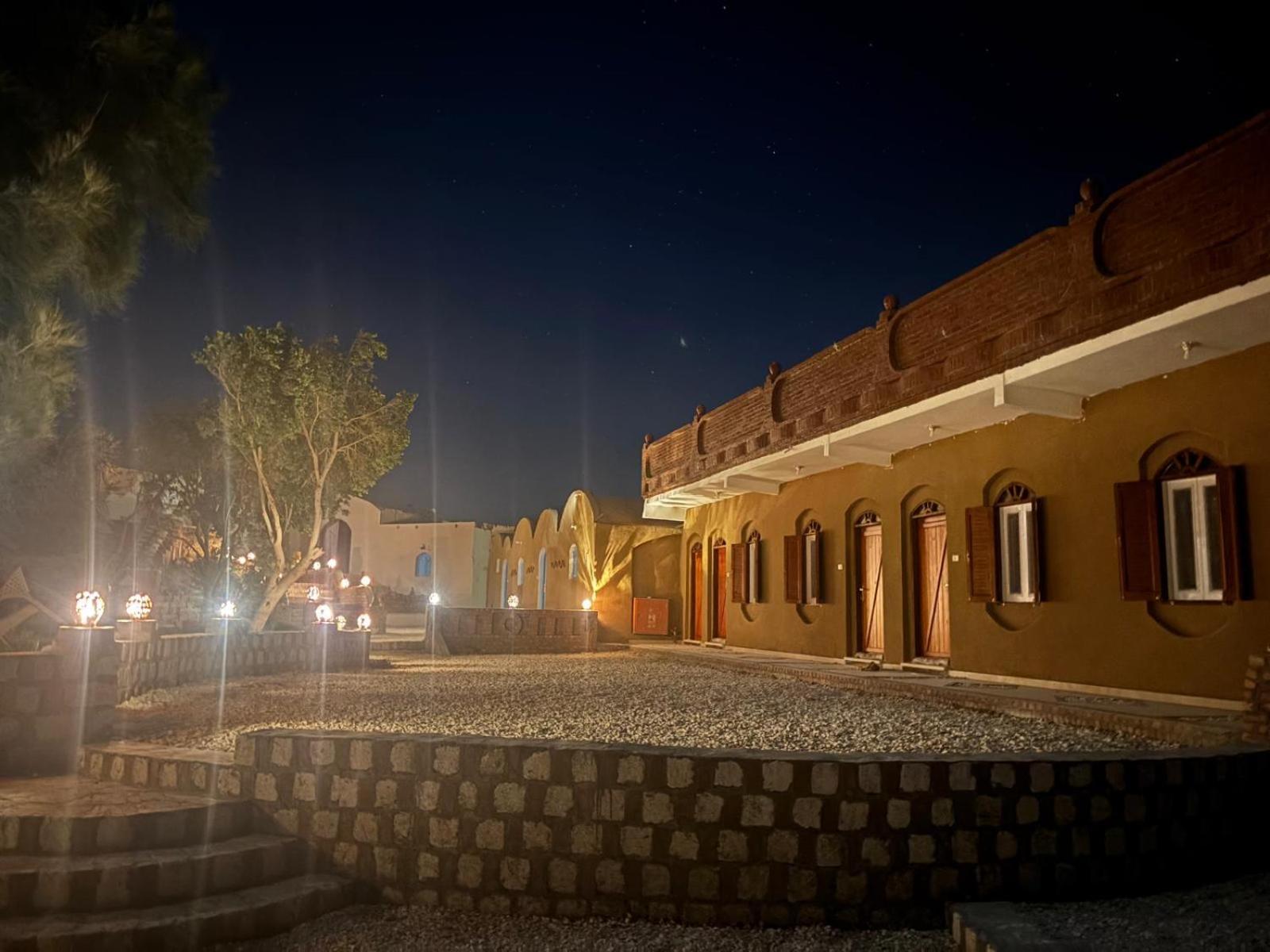 Beir El Gabal Hotel Qasr Dakhl Eksteriør billede