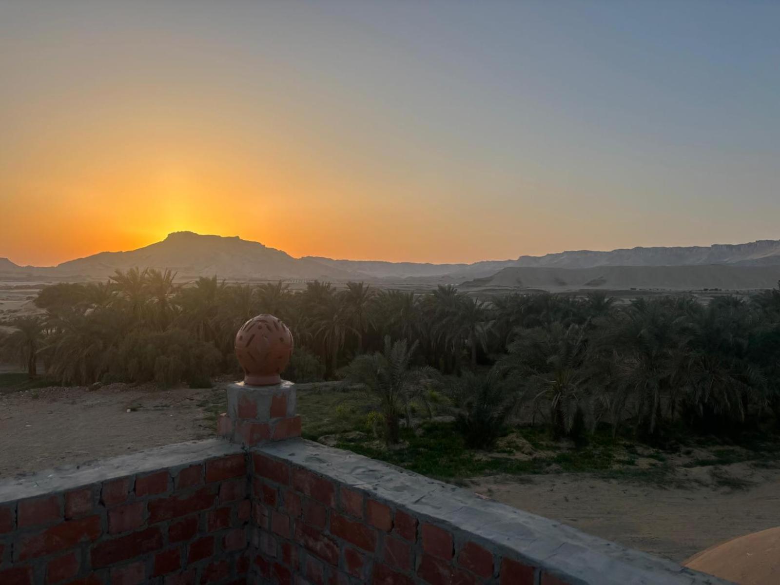 Beir El Gabal Hotel Qasr Dakhl Eksteriør billede